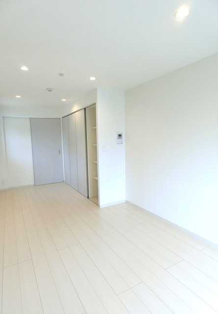 ��ʌ��@�c�s���R���ڂ̃A�p�[�g�̂��̑������E�X�y�[�X