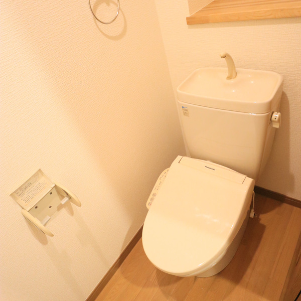 ��ʌ�����s��؂Q���ڂ̃}���V�����̃g�C��