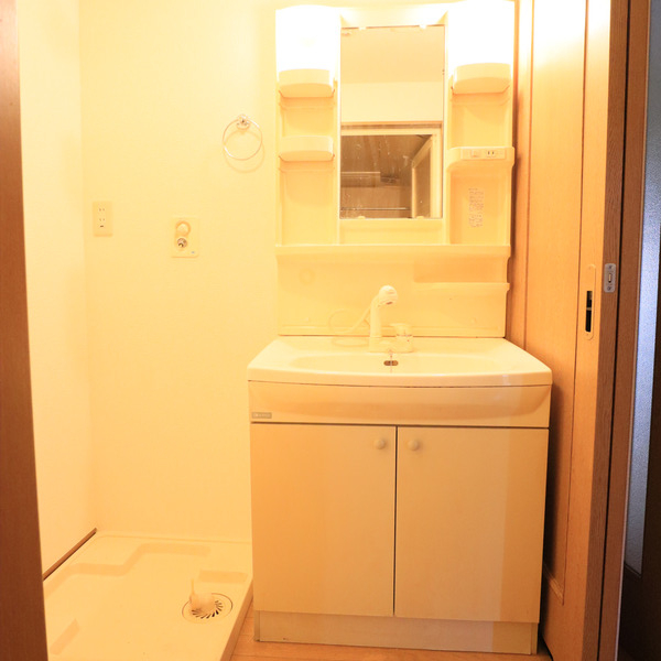 ��ʌ�����s��؂Q���ڂ̃}���V�����̐��ʏ�