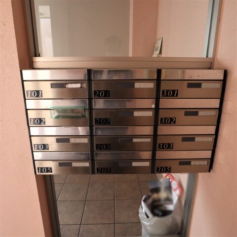 ��ʌ�����s��؂Q���ڂ̃}���V�����̂��̑�