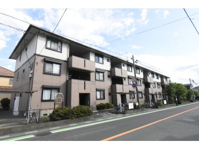 ��ʌ�����s��ԑ�R���ڂ̃A�p�[�g�̌����O��