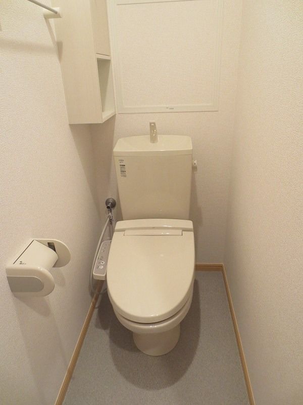 ��ʌ������s��ʖ�̃}���V�����̃g�C��