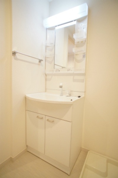 ��ʌ�����s��c�{�̃A�p�[�g�̂��̑�