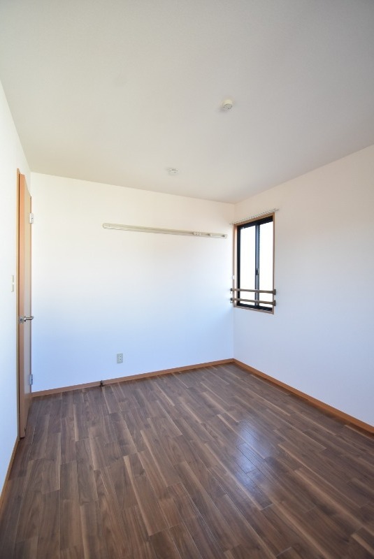 ��ʌ��������܎s����厚�󗈂̃A�p�[�g�̂��̑������E�X�y�[�X