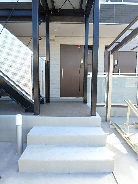 ��ʌ��������܎s��{��x�̓����R���ڂ̃A�p�[�g�̃G���g�����X