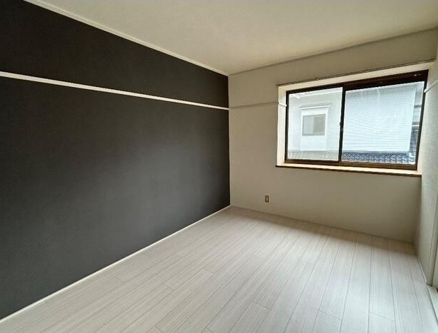 ��ʌ��������܎s�΋�n��P���ڂ̃A�p�[�g�̂��̑������E�X�y�[�X