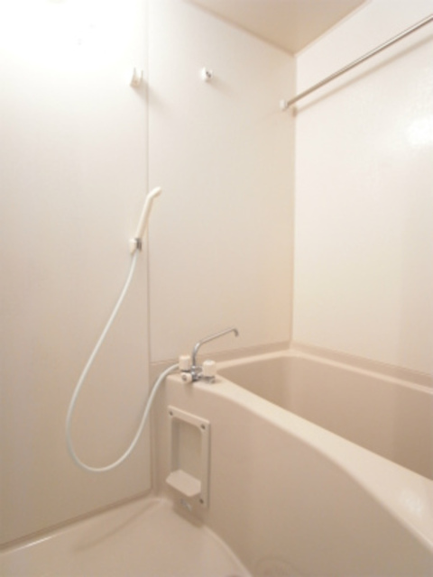 ��ʌ��������܎s�Y�a��O�n�P���ڂ̃A�p�[�g�̃o�X