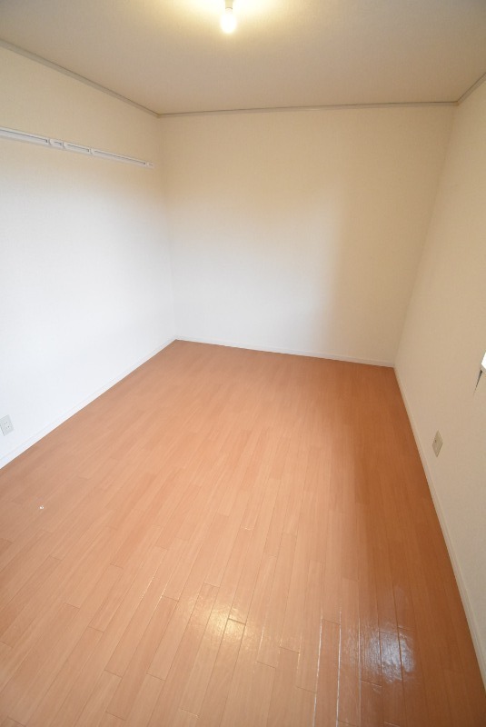 ��ʌ��������܎s�k����i���Q���ڂ̃A�p�[�g�̂��̑������E�X�y�[�X