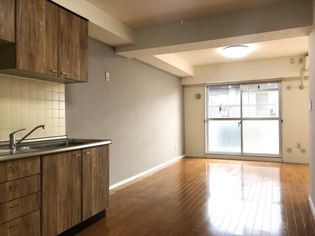 ��ʌ��@�c�s���P���ڂ̃}���V�����̋����E���r���O