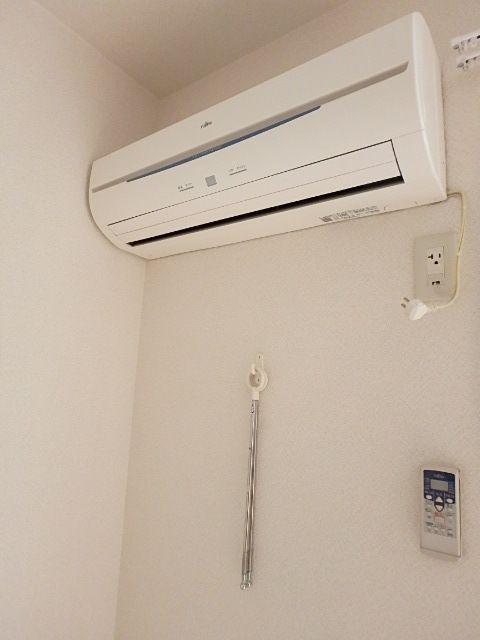 ��ʌ��������܎s�k��{�����Q���ڂ̃A�p�[�g�̂��̑��ݔ�