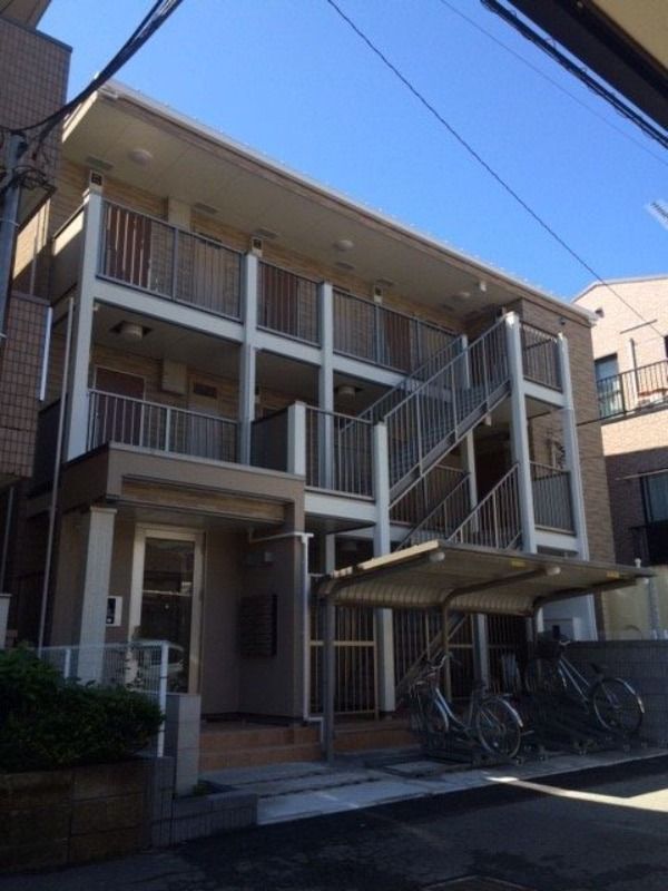 ��ʌ��߃����s�厚�߃��u�̃A�p�[�g�̌����O��