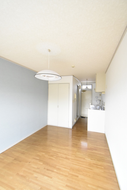 ��ʌ��������܎s�����擌��{�P���ڂ̃A�p�[�g�̋��ԁE���r���O