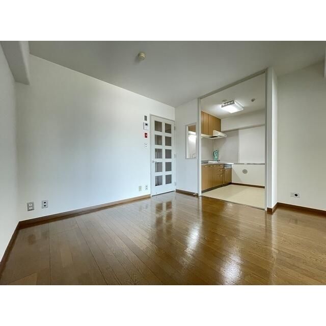 ��ʌ�����s�{���Q���ڂ̃}���V�����̋��ԁE���r���O