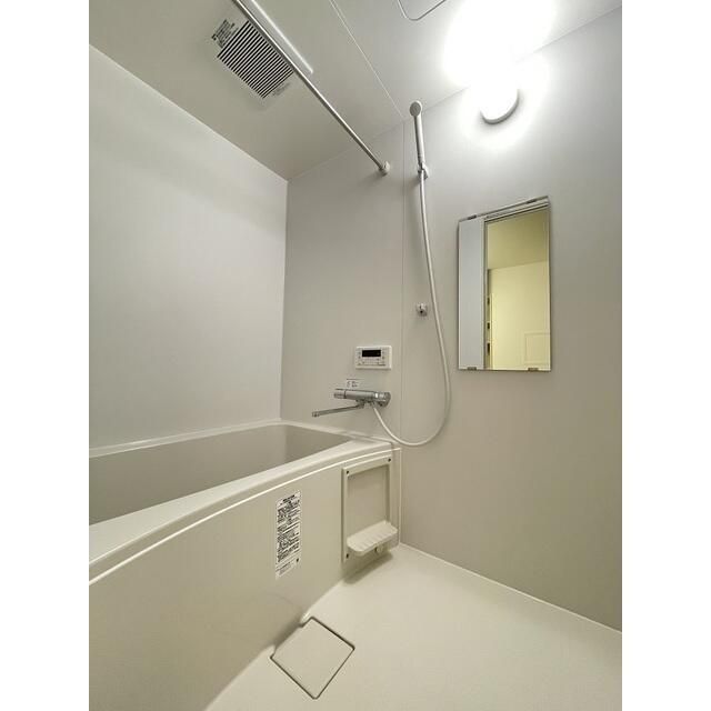 ��ʌ�����s�{���Q���ڂ̃}���V�����̃o�X