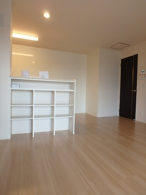 ��ʌ�����s�厚���s�̃A�p�[�g�̋��ԁE���r���O