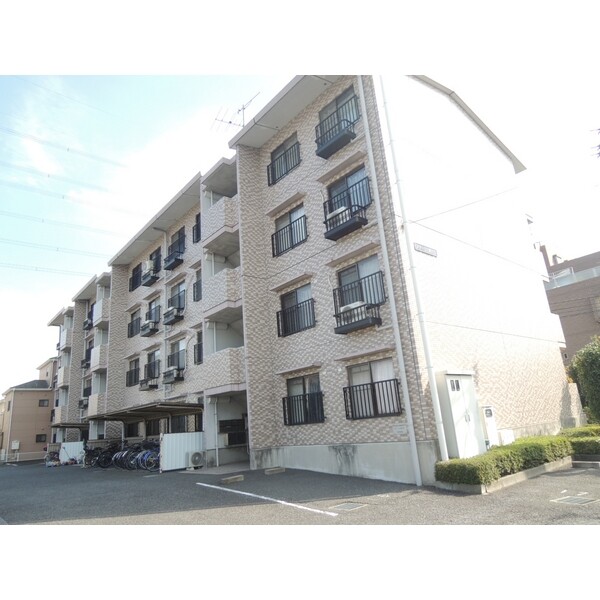 ��ʌ�����s�˒˂S���ڂ̃}���V�����̃G���g�����X