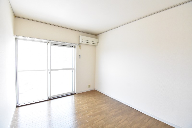 ��ʌ��������܎s����厚�_�c�̃A�p�[�g�̂��̑�