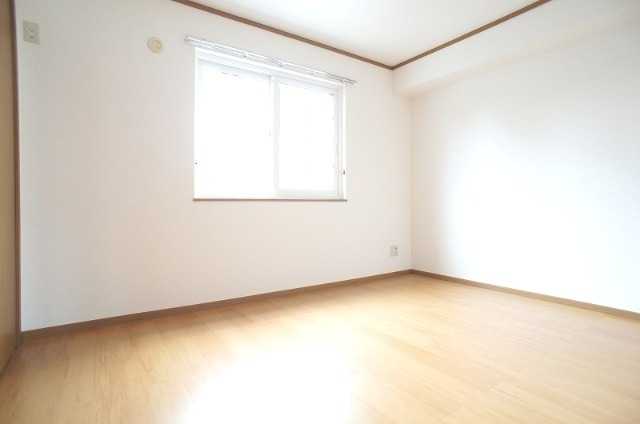 ��ʌ�����s�厚�v���q��V�c�̃A�p�[�g�̂��̑��ݔ�