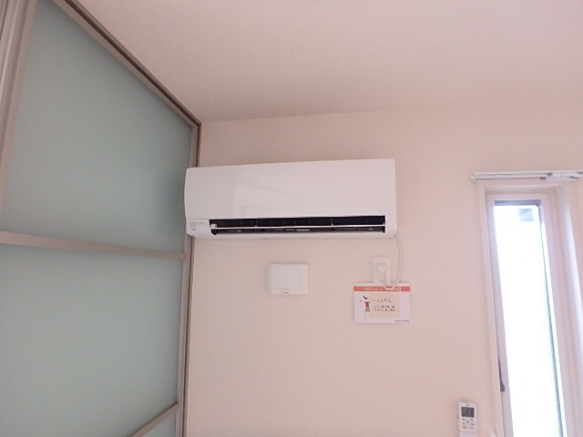 ��ʌ�����s�厚���s�̃A�p�[�g�̂��̑��ݔ�