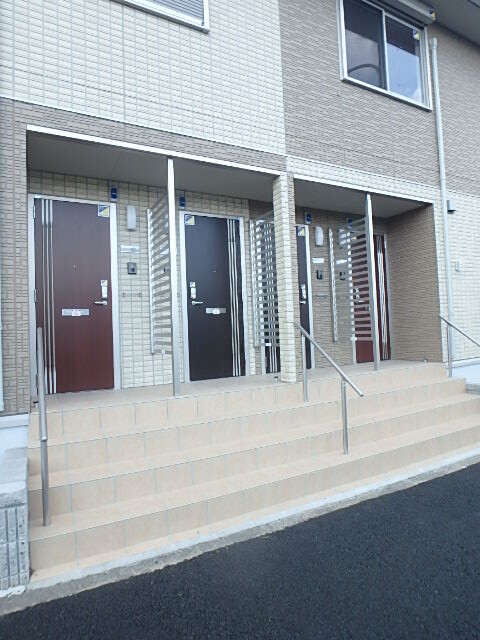 ��ʌ�����s�厚���s�̃A�p�[�g�̃G���g�����X