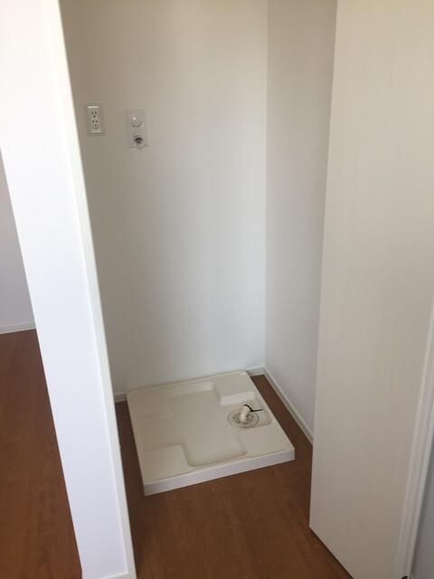 ��ʌ��������܎s�����擌��{�U���ڂ̃A�p�[�g�̂��̑�