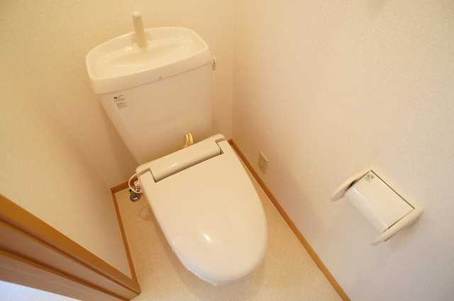 ��ʌ�����s�厚�v���q��V�c�̃A�p�[�g�̃g�C��