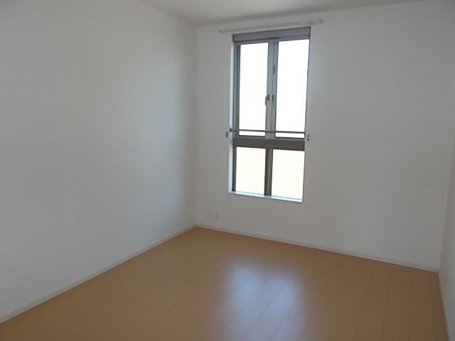 ��ʌ��������܎s�΋�����P���ڂ̃A�p�[�g�̂��̑������E�X�y�[�X