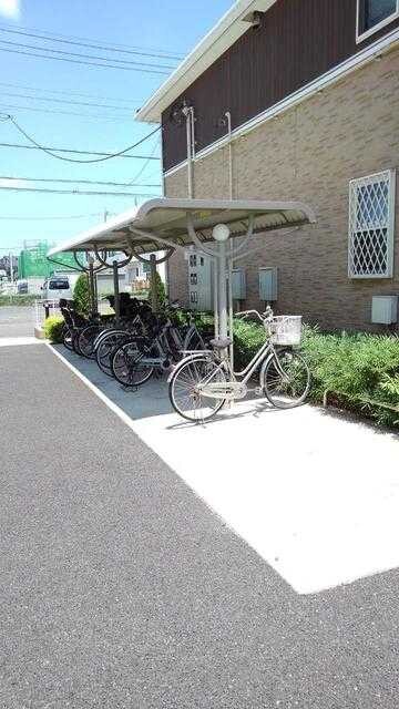 ��ʌ��t�����s�L���Q���ڂ̃A�p�[�g�̂��̑�