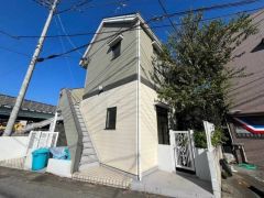 ��ʌ��������܎s�k��{�����S���ڂ̃A�p�[�g�̌����O��