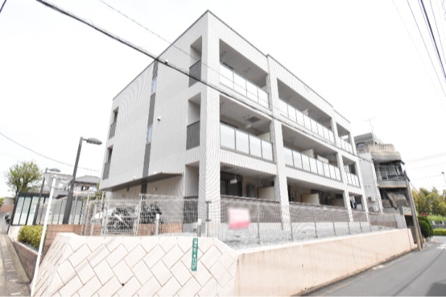 ��ʌ�����s����S���ڂ̃}���V�����̌����O��