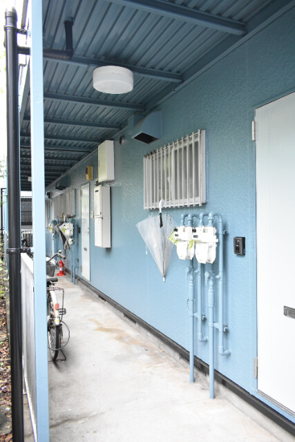 ��ʌ��������܎s��{�擌���Q���ڂ̃A�p�[�g�̃G���g�����X