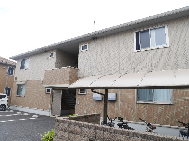 ��ʌ�����s�厚�����̃A�p�[�g�̌����O��