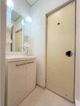 ��ʌ��������܎s�k����i���P���ڂ̃A�p�[�g�̐��ʏ�