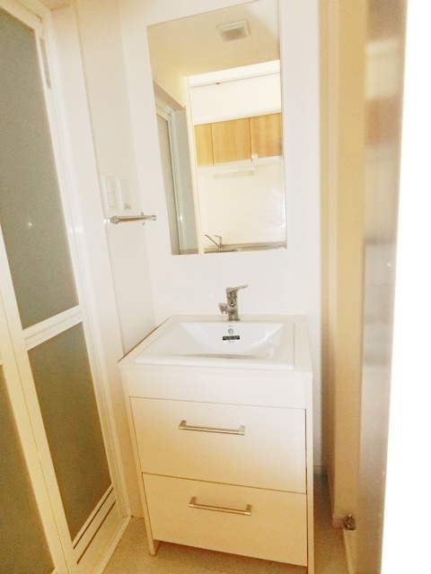 ��ʌ������s�V�����S���ڂ̃}���V�����̐��ʏ�