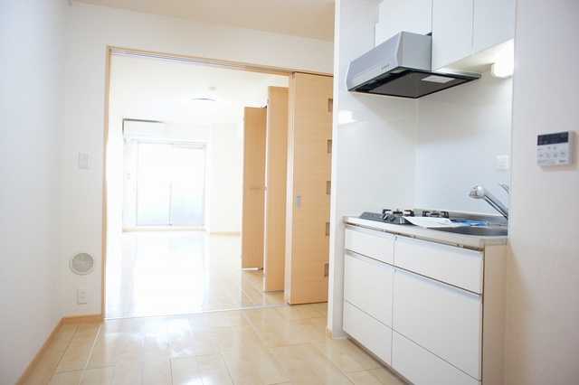 ��ʌ��z�J�s���C�N�^�E���W���ڂ̃}���V�����̂��̑������E�X�y�[�X