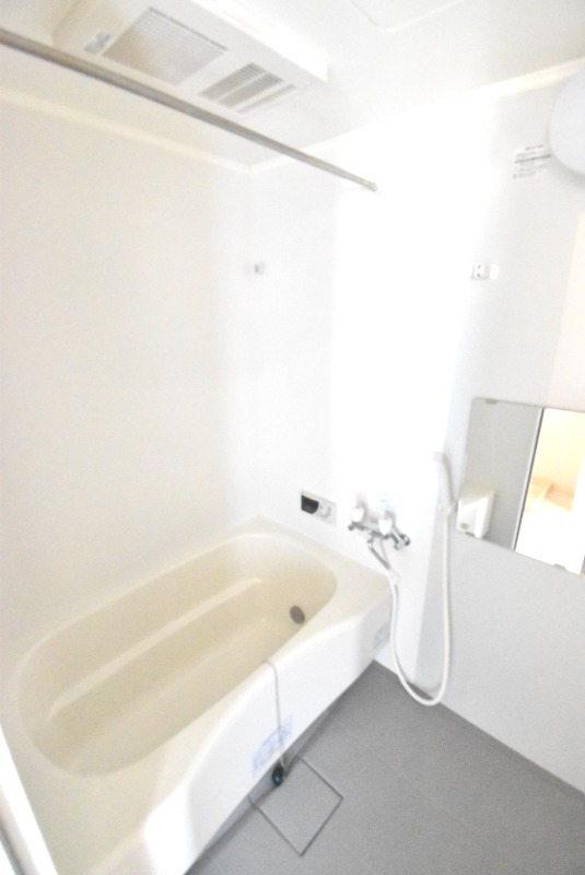 ��ʌ��z�J�s���C�N�^�E���Q���ڂ̃A�p�[�g�̃o�X