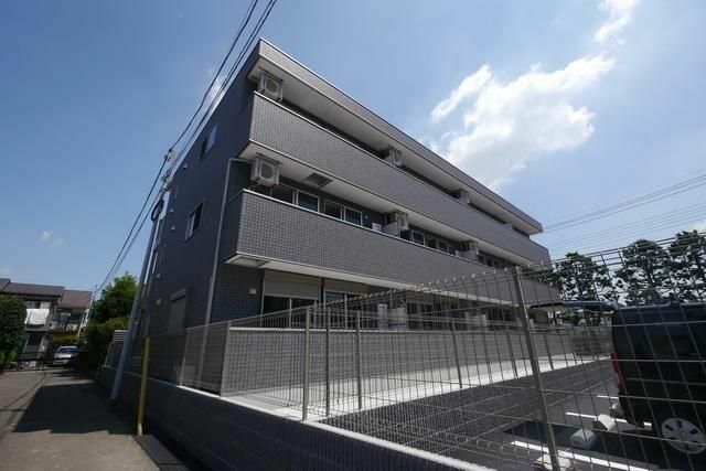 ��ʌ��������܎s��{��O���R���ڂ̃}���V�����̌����O��