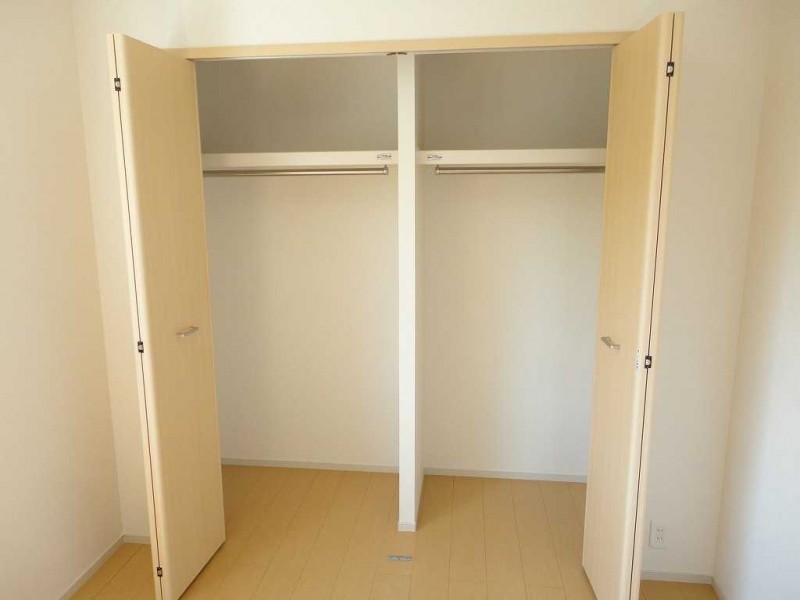 ��ʌ�����s�厚���s���̃A�p�[�g�̎��[