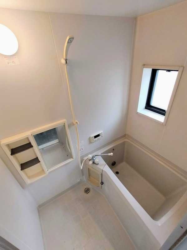 ��ʌ��������܎s������~����T���ڂ̃A�p�[�g�̃o�X