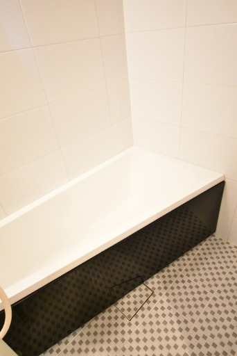 ��ʌ��������܎s���Ȗ{�S���ڂ̃}���V�����̃o�X