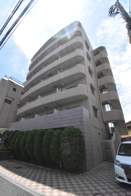 ��ʌ��������܎s��敶���Q���ڂ̃}���V�����̌����O��