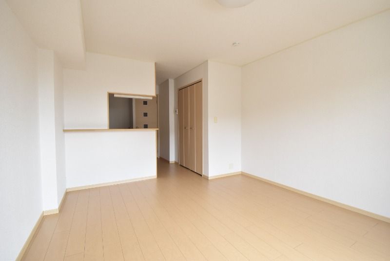 ��ʌ��������܎s�����扺�����S���ڂ̃A�p�[�g�̋��ԁE���r���O