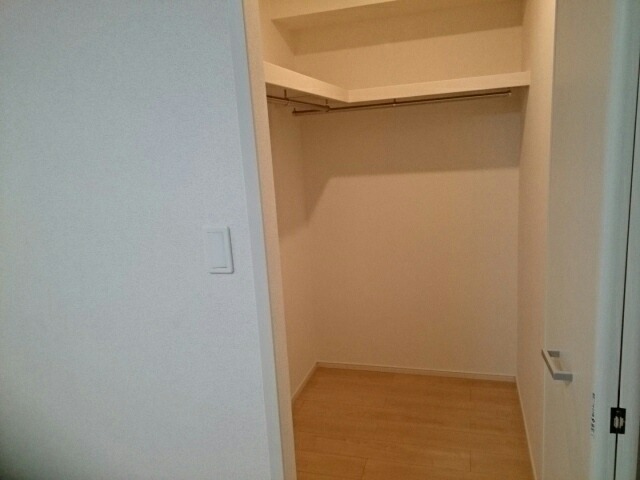 ��ʌ��������܎s����厚���m��̃A�p�[�g�̎��[