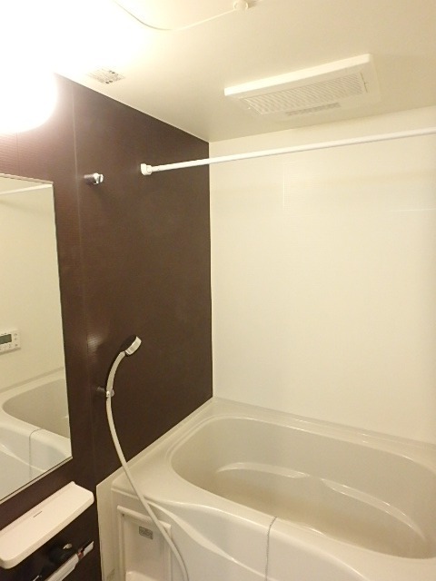 ��ʌ��������܎s�k��听���S���ڂ̃}���V�����̃o�X