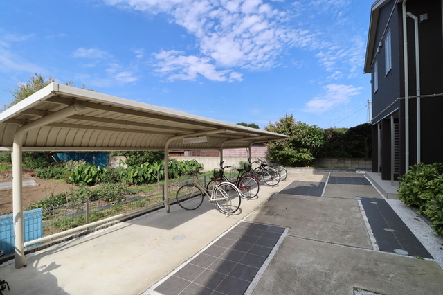 ��ʌ��k�����S�ɓޒ��厚�����̃A�p�[�g�̂��̑�