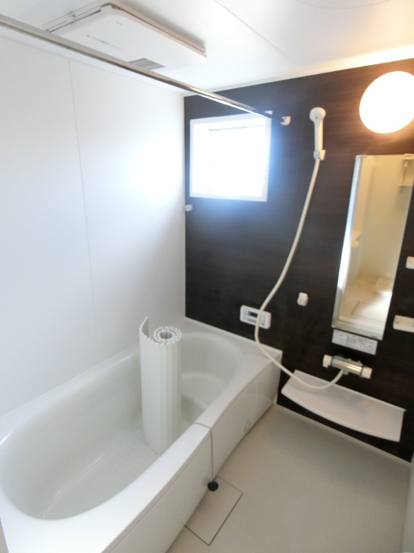 ��ʌ�����s�厚���s�̃A�p�[�g�̃o�X