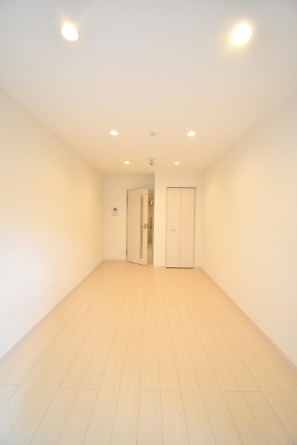 ��ʌ��������܎s�Y�a���؍�Q���ڂ̃}���V�����̐Q��