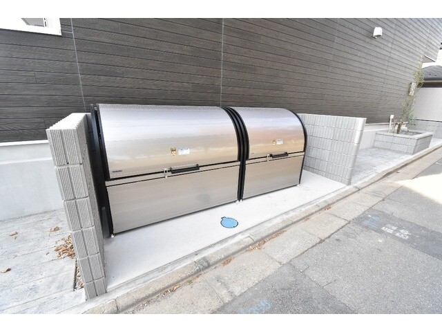 ��ʌ��������܎s�Y�a���؍�Q���ڂ̃}���V�����̂��̑�