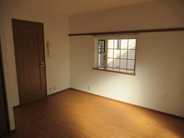 ��ʌ��������܎s�Y�a�撇���P���ڂ̃A�p�[�g�̂��̑������E�X�y�[�X