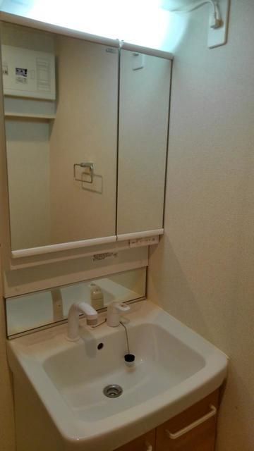 ��ʌ��������܎s���搼��{�P���ڂ̃A�p�[�g�̐��ʏ�